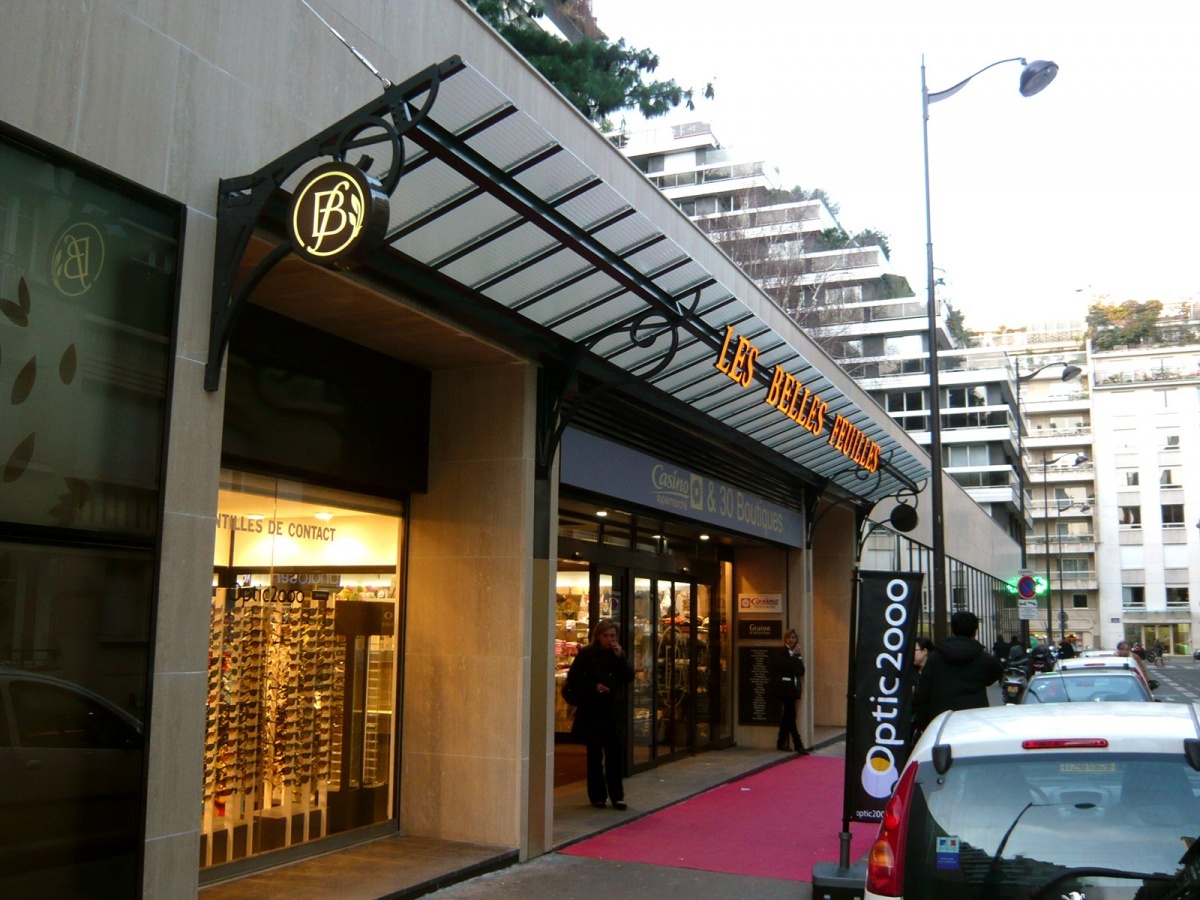 SHOPPING MALL CASINO BELLEFEUILLE