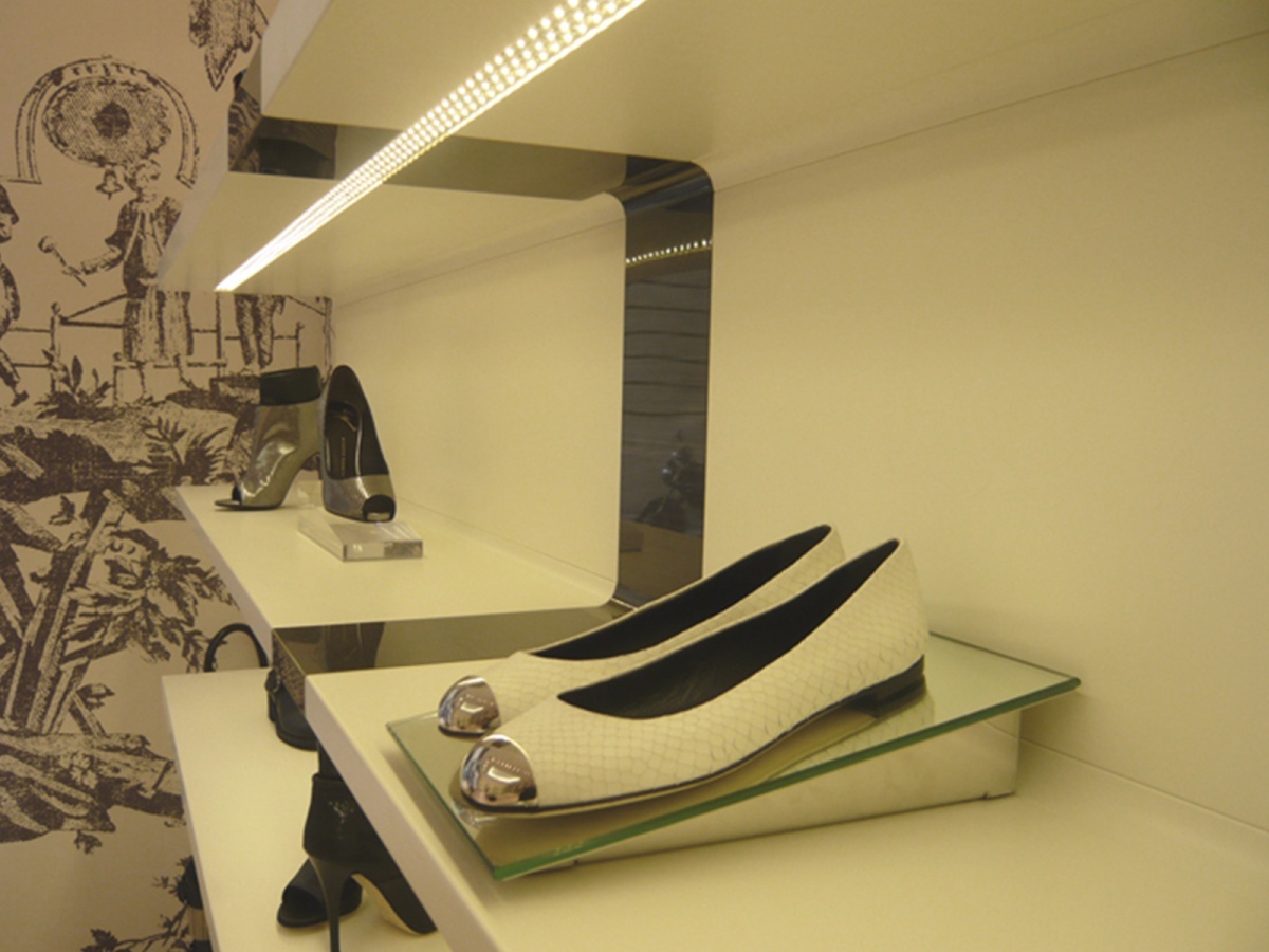 GIUSSEPPE ZANOTTI DESIGN - PARIS